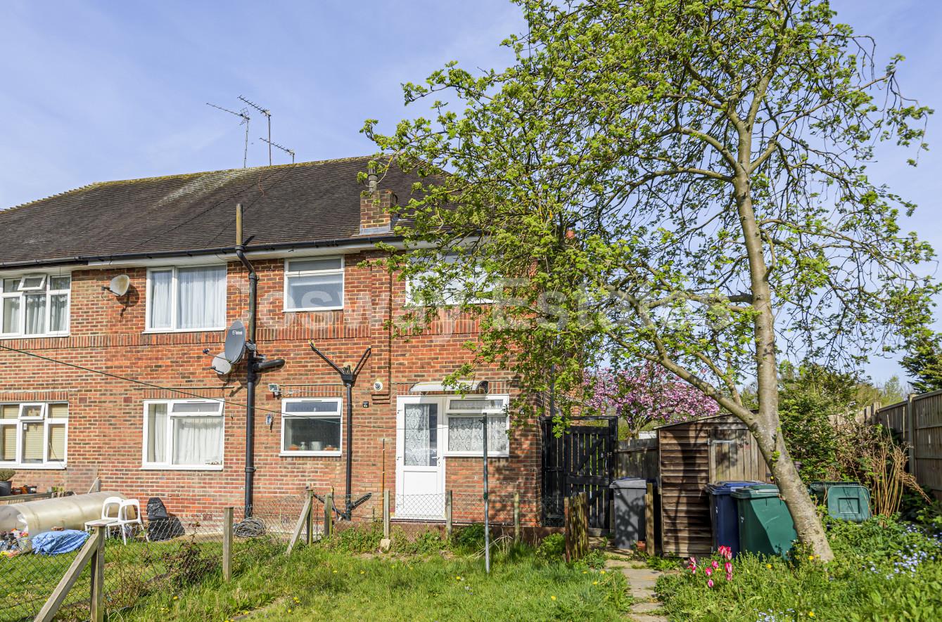 The Fairway, Mill Hill